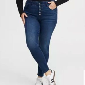 Torrid Sky High Skinny Jeans 28S Premium Stretch Raw Hem Distressed Ankle EUC